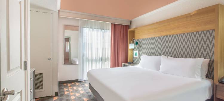 博卡拉顿北部假日酒店及套房(Holiday Inn & Suites Boca Raton - North)图片