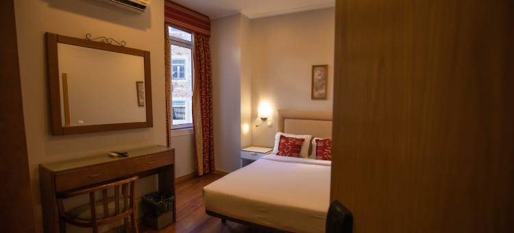 阿露比雅格兰德彭沙住宅酒店(Grande Pensão Residencial Alcobia)图片