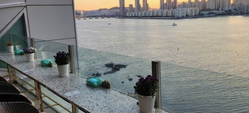 H 大道广安里海滩酒店(H Avenue Gwangalli Beach)图片