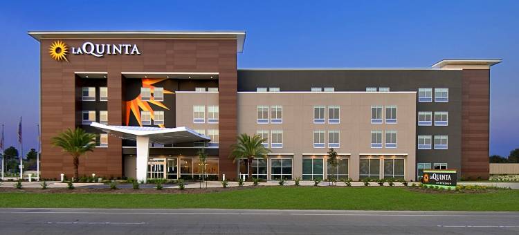 德克萨斯城I-45拉昆塔温德姆套房酒店(La Quinta Inn & Suites by Wyndham Texas City I-45)图片