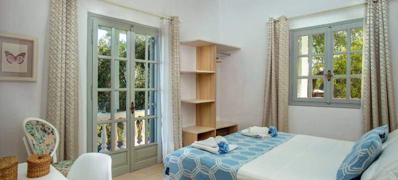 帕克索斯蔚蓝酒店(PaxosBlue Suites & Villas)图片