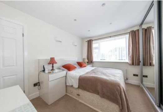 BeaconsfieldHotel Overview