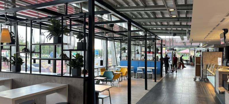 吕讷堡石楠草原西塞尔威斯酒店(Serways Hotel Lüneburger Heide West)图片