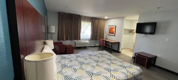 港口旁的旅馆和套房(Portside Inn & Suites)图片