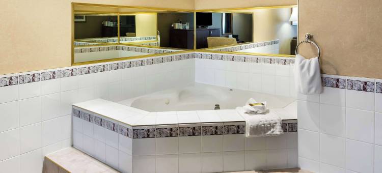 日出贝斯特韦斯特优质酒店(Best Western Plus Sunrise Inn)图片