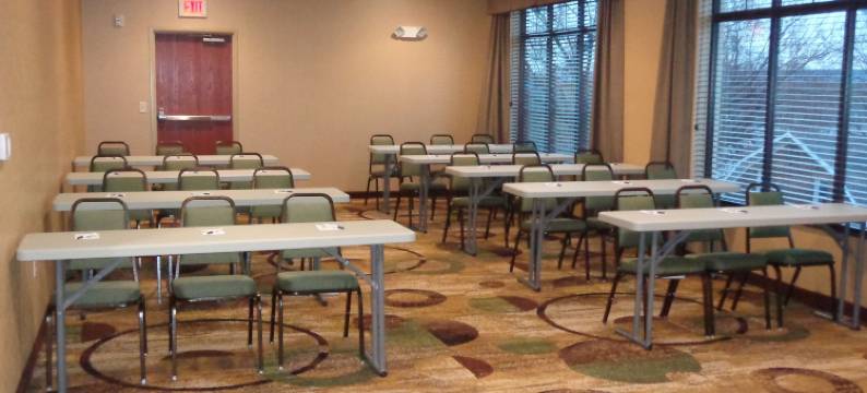 马凯特康福特酒店及套房 - 普雷里杜钦(Comfort Inn & Suites Marquette - Prairie du Chien)图片