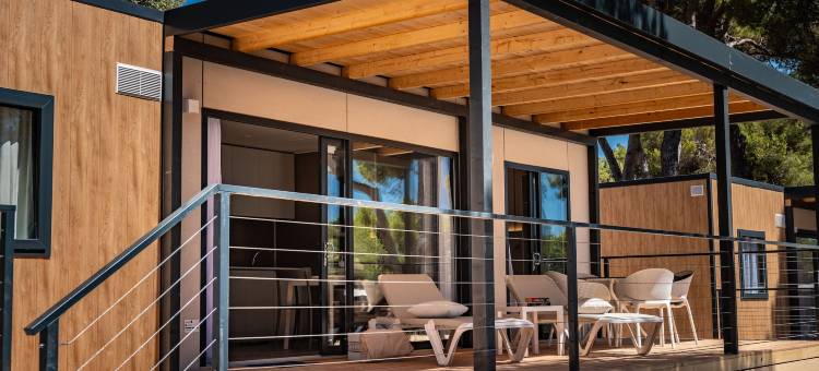 斯托贾区活动房酒店(Arena Stoja Camping Homes)图片