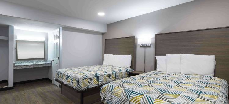 6号汽车旅馆锡克里，北卡罗来纳州(Motel 6 Hickory, NC)图片