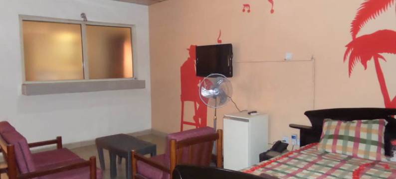 DC 酒吧及套房酒店(DC Bar & Suites)图片