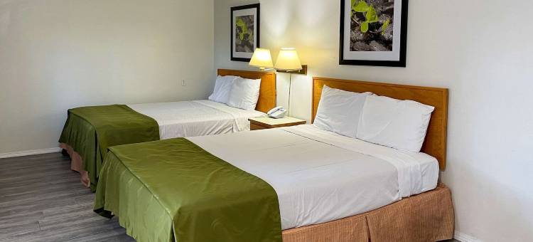 奥玛克 - 奥卡诺根罗德威套房汽车旅馆(Rodeway Inn & Suites Omak - Okanogan)图片