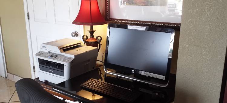 亚特兰大-哈兹菲尔德杰克逊机场速8酒店(Super 8 by Wyndham Atlanta/Hartsfield Jackson Airport)图片