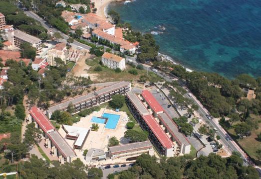 Aparthotel Comtat Sant Jordi Hotel Overview