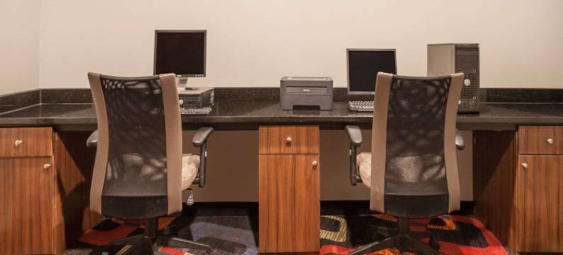 伍德伯里长岛戴斯酒店(Days Inn by Wyndham Woodbury Long Island)图片