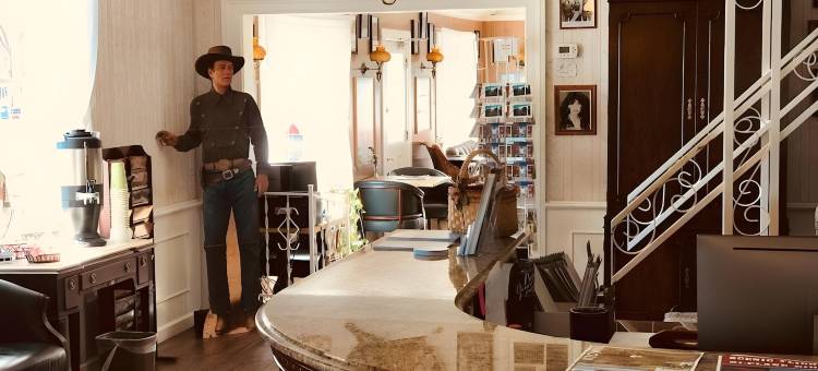 梨酒旅馆(Parry Lodge)图片