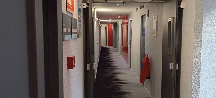 恩佐崔普斯凡尔赛基里亚德直营酒店(Enzo Hotels by Kyriad Direct Trappes)图片