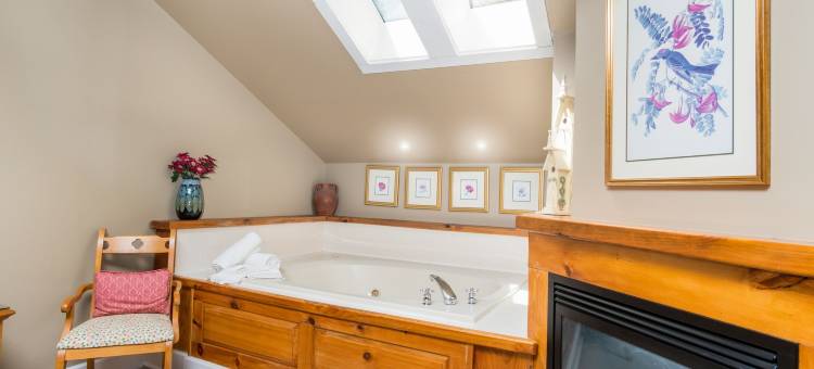 弗拉特罗克-高原湖泊度假酒店(Highland Lake Inn & Resort - Flat Rock)图片