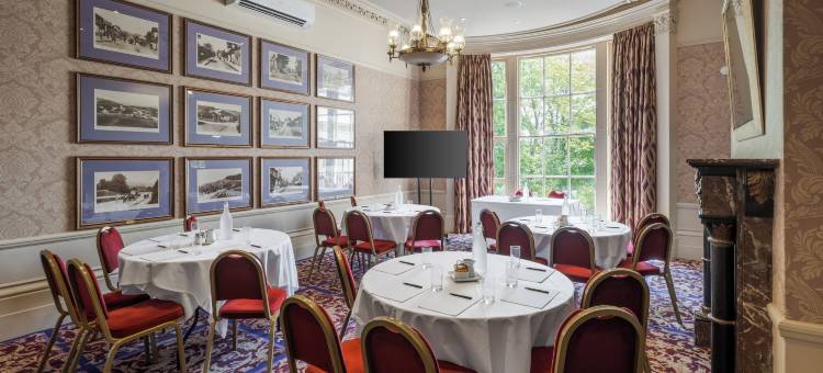 赖盖特庄园酒店(Reigate Manor Hotel)图片