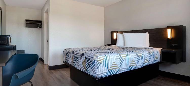 加利福尼亚阿克塔 - 洪堡理工州立大学 6 号汽车旅馆(Motel 6 Arcata, CA – Cal Poly Humboldt)图片