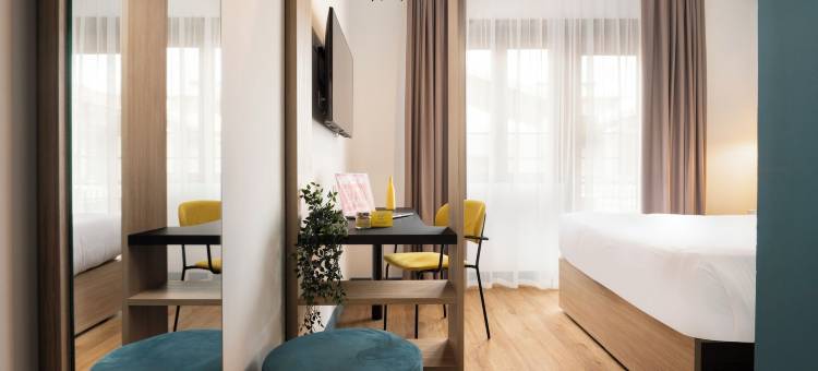 罗马钱皮诺智能酒店(Rome Ciampino Smart Hotel)图片