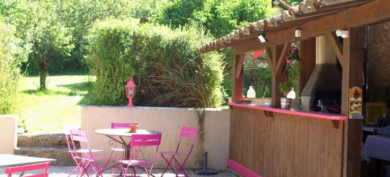 雷多雷斯拉孔布宅邸酒店(Maison d'Hotes la Combe de Redoles)图片