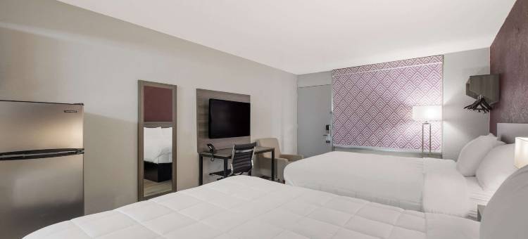 克利夫兰中央郊区开间(Suburban Studios Cleveland TN I-75)图片