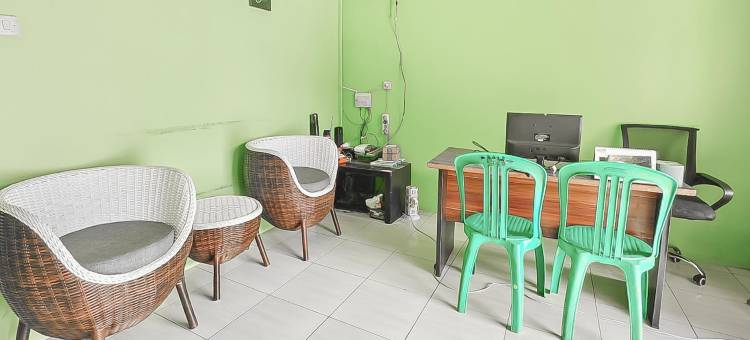 OYO 2859 Fatan Costel(RedDoorz Syariah Near RS Dr Hafiz Cianjur)图片