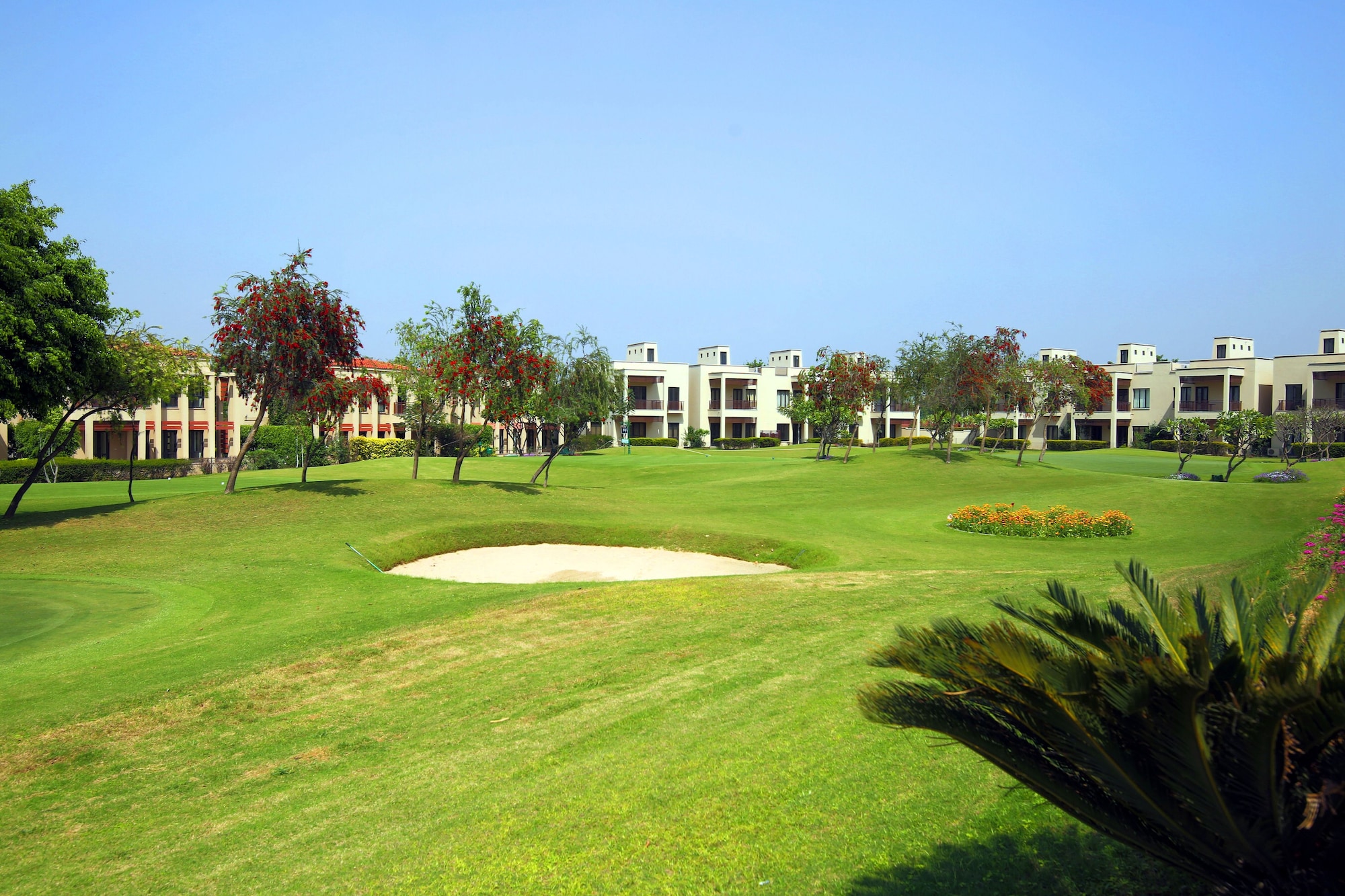 Lemon Tree Hotel, Tarudhan Valley, ManesarOver view