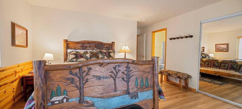 麦克维尼小熊维尼的窝(Mcwhinney the Pooh's Den)图片