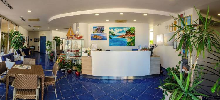 阿斯特罗套房酒店(Astro Suite Hotel)图片