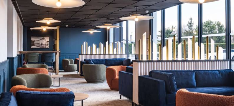 图尔南部巴朗米雷Kyriad(Kyriad Tours Sud - Ballan Mire)图片