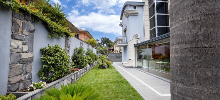 蓝宝石熔岩房间埃特纳自然海(Zaffiro Lavico Rooms Etna Nature Sea)图片