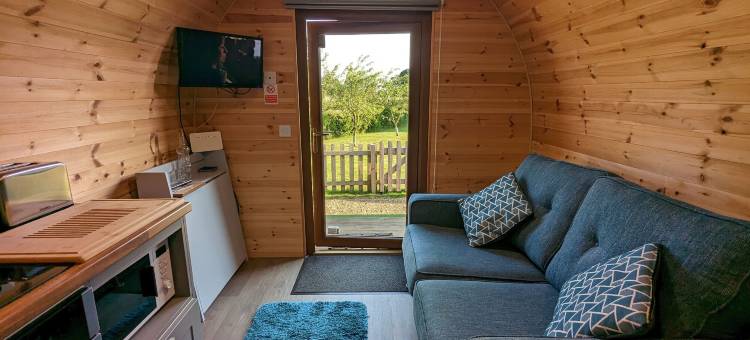 豪华露营馆带热水浴缸，收费适用(Luxury Glamping Pod with Hot Tub Fee Applies)图片
