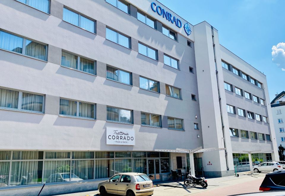 Hotel Conrad Comfort Hotel Overview