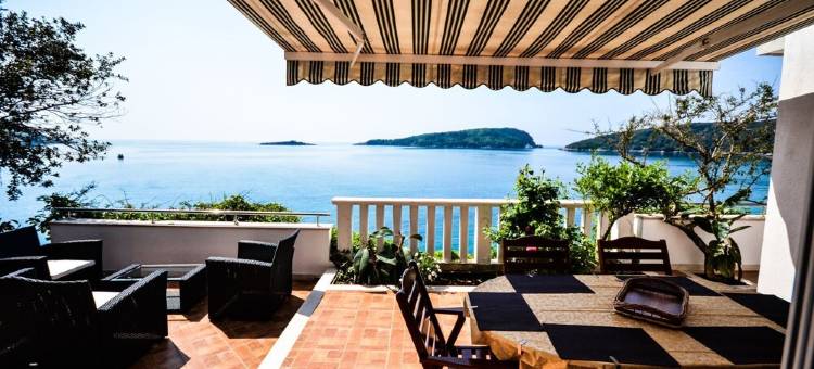 Beach House - Spectacular Beach House with Hot Tub (4 +1 Bedrooms,4 Bathrooms)图片
