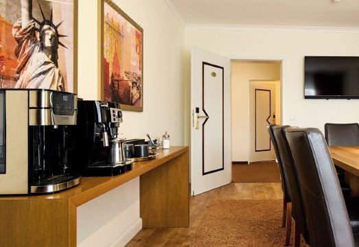 Hotel Engbert Hotel Overview