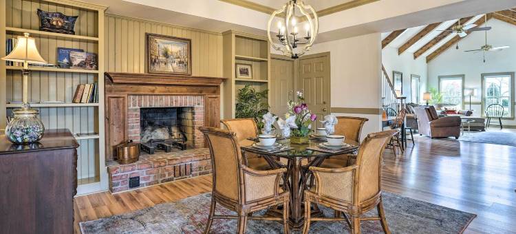 '查托Ridge' 宁静的度假胜地野火炉!('Chateau Ridge' Peaceful Retreat w/ Fire Pit!)图片