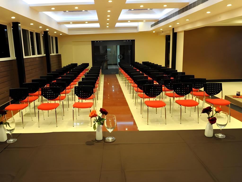 Srt Alpines Hotel Overview