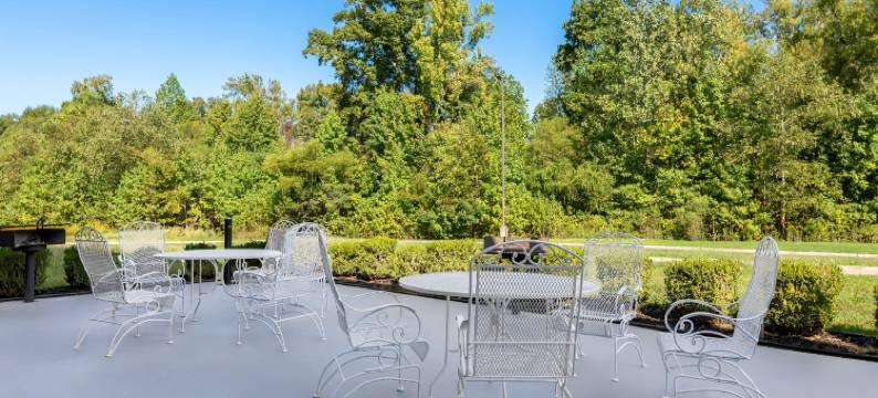 图珀洛温德姆温盖特酒店(Wingate by Wyndham Tupelo)图片