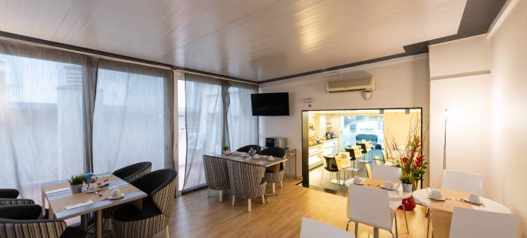 雷克德酒店(Atenea Rekord Suites)图片