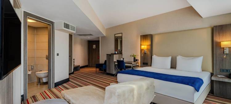 伊兹密尔温德姆华美达广场酒店(Ramada Plaza by Wyndham Izmir)图片