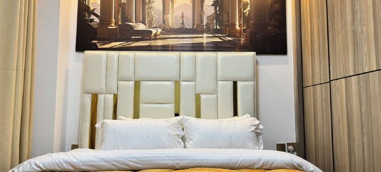 Lux 1-bedroom apartment with office, Netflix & WiFi near shops & restaurants图片
