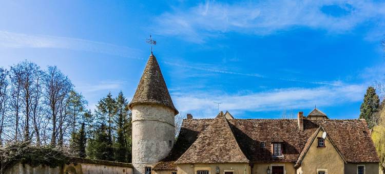 Beautiful Castle in Le Veurdre with Private Pool图片