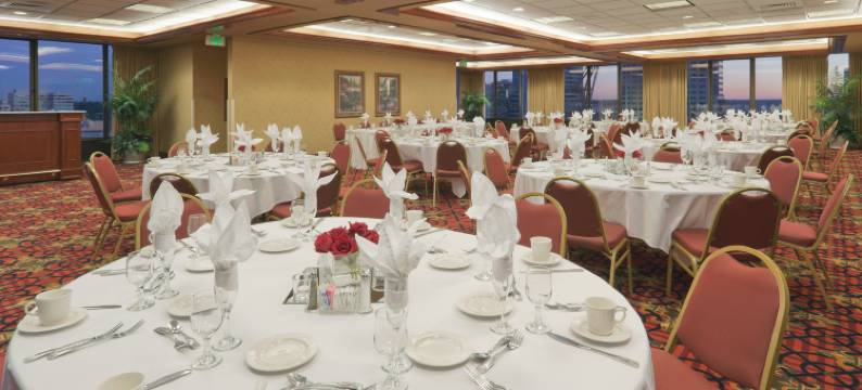 Holiday Inn 萨克拉门托首都广场(Holiday Inn SACRAMENTO DOWNTOWN - ARENA by IHG)图片