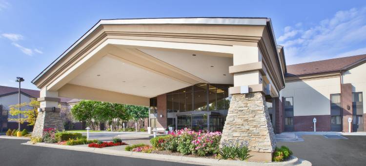 Holiday Inn Express 底特律的沃伦(通用科技点击率)(Holiday Inn Express DETROIT-WARREN (GM TECH CTR) by IHG)图片