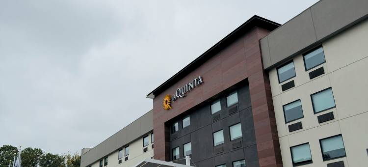 亚特兰大罗斯韦尔拉昆塔温德姆套房酒店(La Quinta Inn & Suites by Wyndham Atlanta Roswell)图片