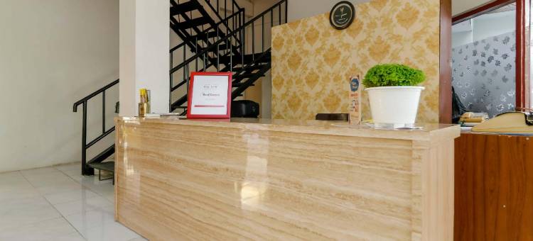 红多兹Plus酒店-里亚迪斯拉梅特(RedDoorz Plus @ Slamet Riyadi)图片