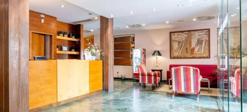 德尔托姆斯 酒店(Hospedium Hotel Casino Del Tormes)图片