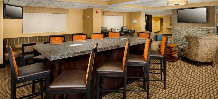 Holiday Inn Express 华尔(Holiday Inn Express Waldorf)图片