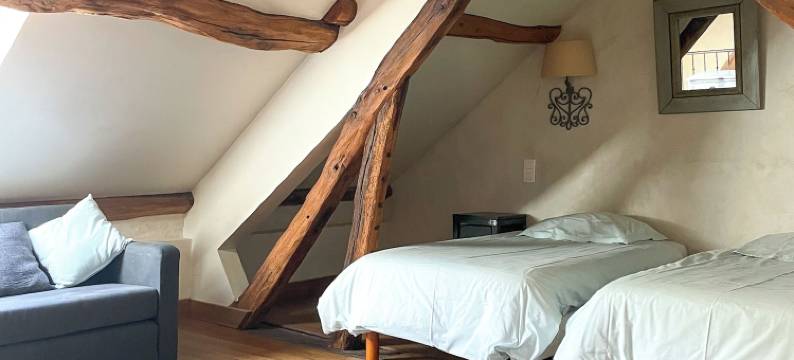 带共享泳池和网球场的别墅(Maison piscine & tennis partagés)图片