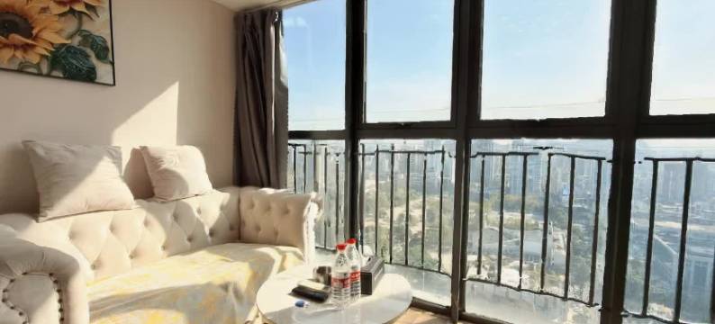 怡佳初见客栈馆(柳州五星步行街地王公馆店)图片